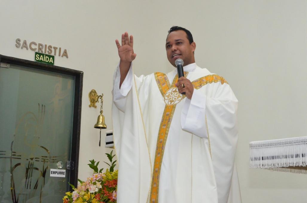 Pe. Gudiálace Silva de Oliveira