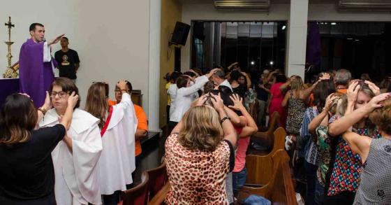 1ª Missa de Cura e Libertação com Padre Diego
