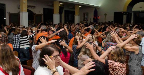 1ª Missa de Cura e Libertação com Padre Diego