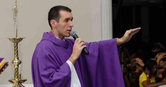 1ª Missa de Cura e Libertação com Padre Diego