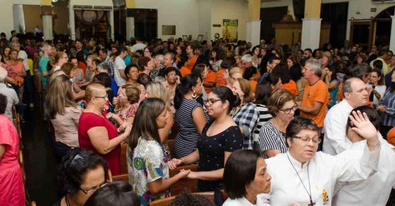 1ª Missa de Cura e Libertação com Padre Diego