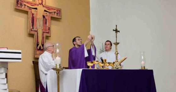 1ª Missa de Cura e Libertação com Padre Diego