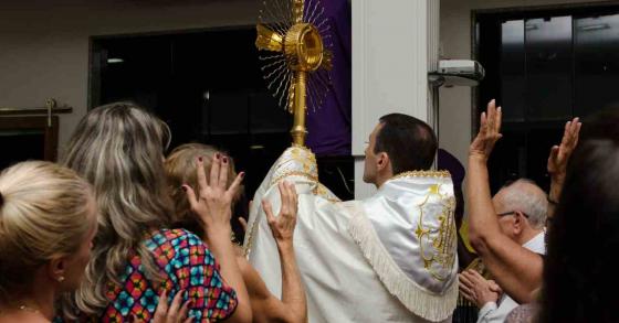 1ª Missa de Cura e Libertação com Padre Diego