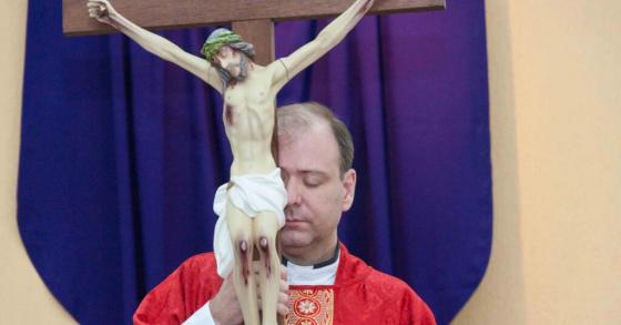 Adoração à Santa Cruz - Semana Santa 2018