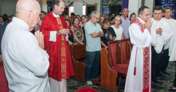 Adoração à Santa Cruz - Semana Santa 2018