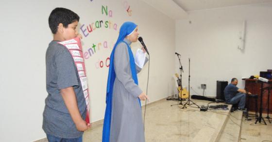15Out Encontro de Crianças com Cristo