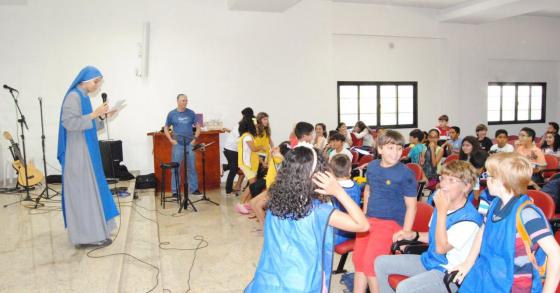 15Out Encontro de Crianças com Cristo