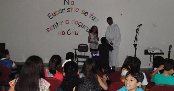 15Out Encontro de Crianças com Cristo