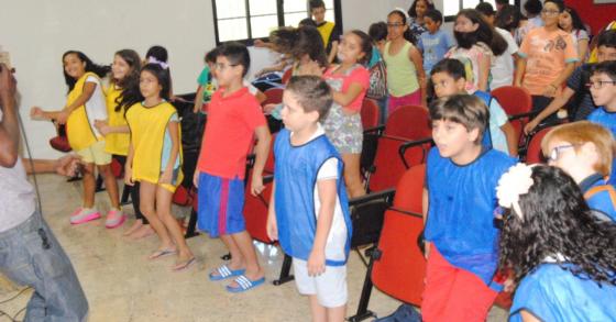 15Out Encontro de Crianças com Cristo