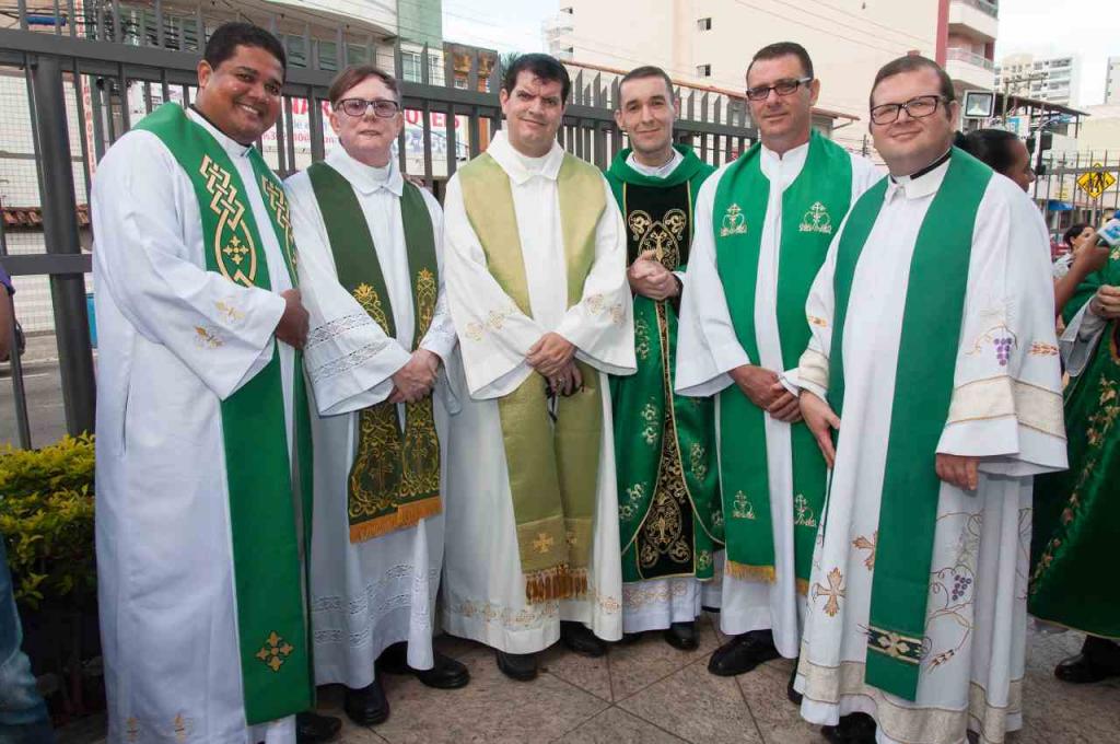 Posse do Padre Diego Carvalho